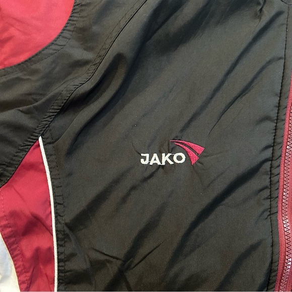 Retro FC Barcelona Reversible Bomber Jacket - Picture 7 of 12